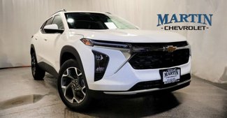 New 2025 Chevrolet Trax LT w/ Driver Confidence Package image 1