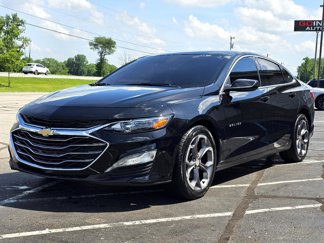 Used 2021 Chevrolet Malibu LT image 1