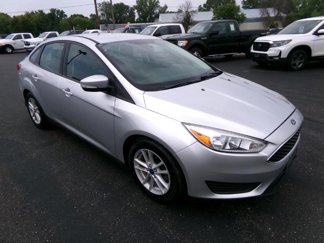 Used 2018 Ford Focus SE w/ Cold Weather Package image 1