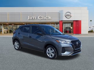 Certified 2025 Nissan Kicks Play S image 1
