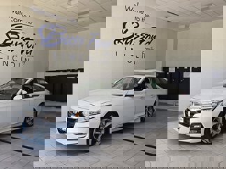 Used 2018 Honda Accord Touring image 1
