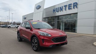 Used 2022 Ford Escape SE w/ SE Sport Appearance Package image 1