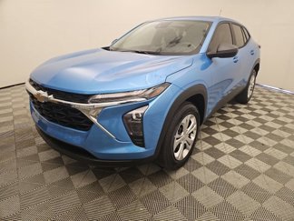 New 2025 Chevrolet Trax LS w/ Driver Confidence Package image 1
