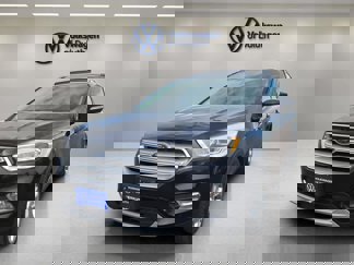 Used 2019 Ford Escape Titanium image 1
