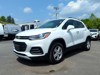 Used 2019 Chevrolet Trax LT w/ LT Convenience Package image 1