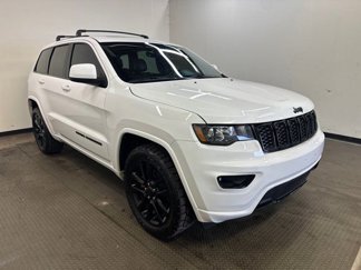 Used 2017 Jeep Grand Cherokee Altitude image 1