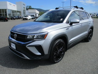 Used 2022 Volkswagen Taos SE image 1