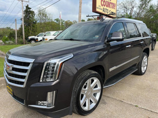Used 2016 Cadillac Escalade Luxury image 1