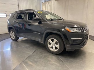 Used 2018 Jeep Compass Latitude w/ Cold Weather Group image 1