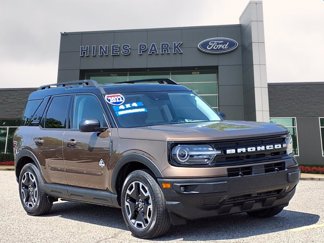 Certified 2022 Ford Bronco Sport Outer Banks w/ Tech Package image 1