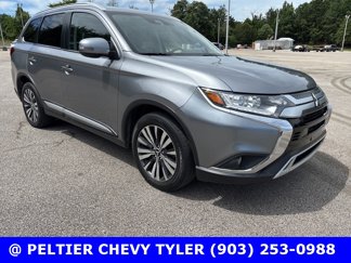 Used 2020 Mitsubishi Outlander SEL image 1