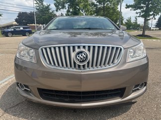 Used 2010 Buick LaCrosse CXS image 1