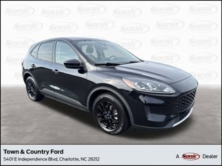 Used 2020 Ford Escape SE Sport image 1