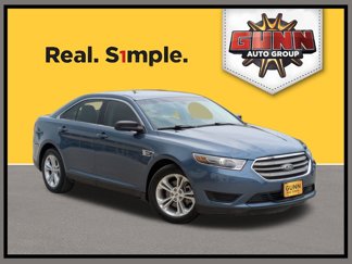 Used 2018 Ford Taurus SE image 1