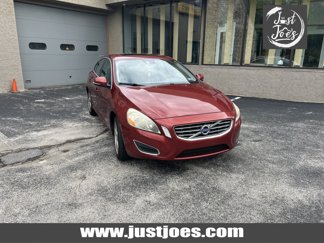 Used 2012 Volvo S60 T5 image 1