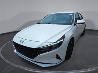 Certified 2022 Hyundai Elantra SEL w/ Convenience Package image 1