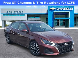 Used 2023 Nissan Altima 2.5 SV image 1