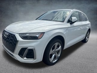 Used 2022 Audi Q5 2.0T Premium Plus w/ Premium Plus Package image 1