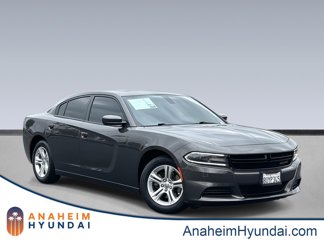 Used 2020 Dodge Charger SXT image 1