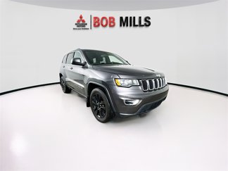 Used 2019 Jeep Grand Cherokee Laredo w/ Laredo X Package image 1