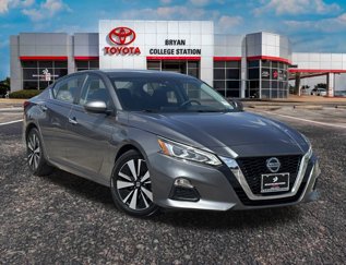 Used 2022 Nissan Altima 2.5 SV image 1