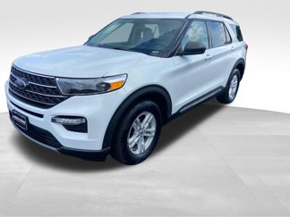Used 2023 Ford Explorer XLT w/ Equipment Group 202A image 1