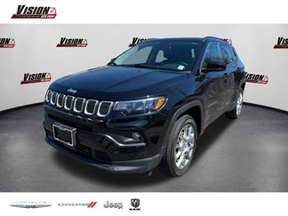 Used 2022 Jeep Compass Latitude image 1