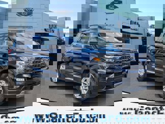 Certified 2022 Ford Explorer XLT w/ Equipment Group 202A image 1