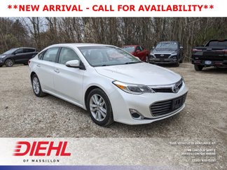 Used 2014 Toyota Avalon Limited image 1