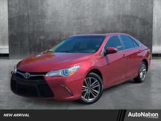 Used 2017 Toyota Camry SE image 1