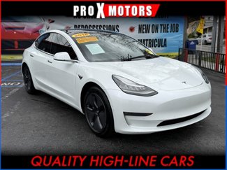 Used 2018 Tesla Model 3 image 1