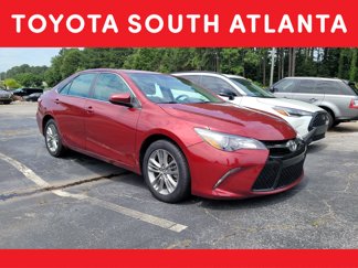Used 2015 Toyota Camry SE image 1