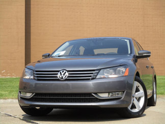 Used 2015 Volkswagen Passat 1.8T Limited Edition image 1