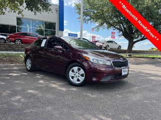 Used 2018 Kia Forte LX image 1