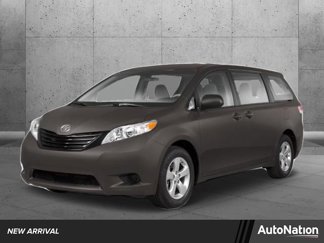 Used 2013 Toyota Sienna L image 1
