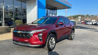 Certified 2024 Chevrolet Trax LT w/ Driver Confidence Package image 1