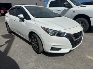 Used 2021 Nissan Versa SV image 1