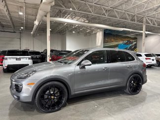 Used 2016 Porsche Cayenne image 1