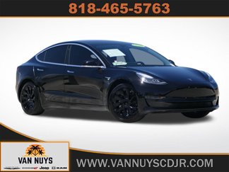 Used 2018 Tesla Model 3 Long Range image 1