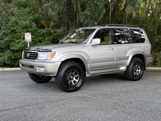 Used 2001 Toyota Land Cruiser image 1