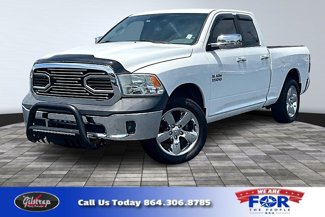 Used 2015 RAM 1500 Classic SLT image 1
