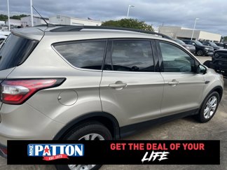 Used 2017 Ford Escape SE w/ Equipment Group 201A image 1