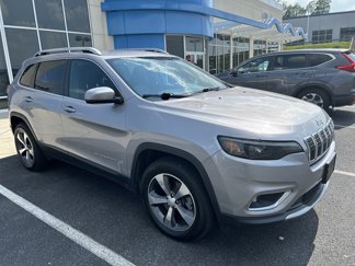 Used 2019 Jeep Cherokee Limited image 1