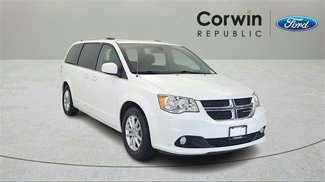 Used 2019 Dodge Grand Caravan SXT image 1