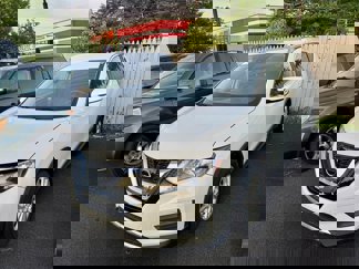 Used 2019 Nissan Rogue SV image 1