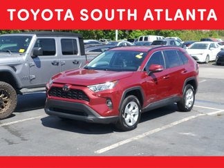 Used 2020 Toyota RAV4 XLE image 1