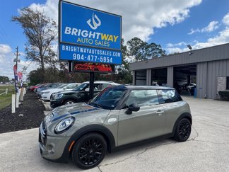 Used 2019 MINI Cooper S w/ Premium Package image 1