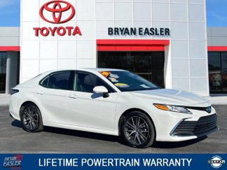 Used 2023 Toyota Camry XLE image 1