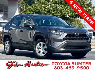 Used 2019 Toyota RAV4 LE image 1
