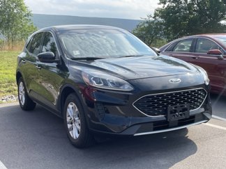 Used 2020 Ford Escape SE image 1